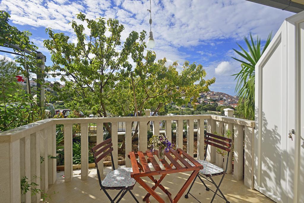 Apartments Micic Хвар Экстерьер фото